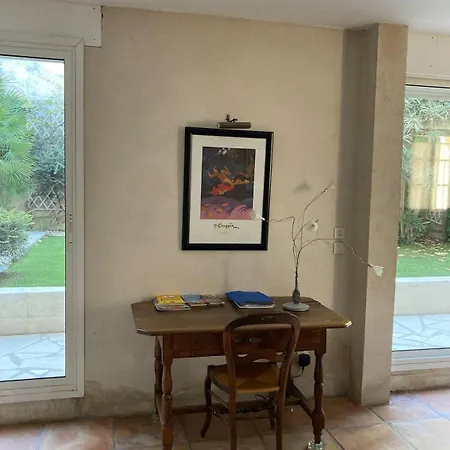 La Celestine Maison De Village