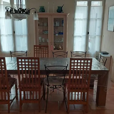 Casa vacanze La Celestine Maison De Village Mudaison